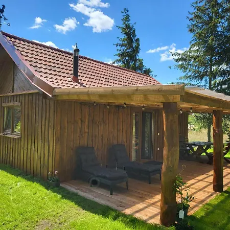 Borowe Chatki Nad Lubiszewem *