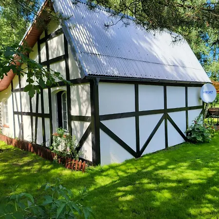 Borowe Chatki Nad Lubiszewem *