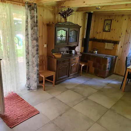 Lodge Borowe Chatki Nad Lubiszewem