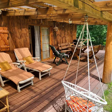 Lodge Borowe Chatki Nad Lubiszewem