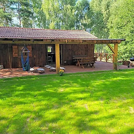 Lodge Borowe Chatki Nad Lubiszewem Lipusz