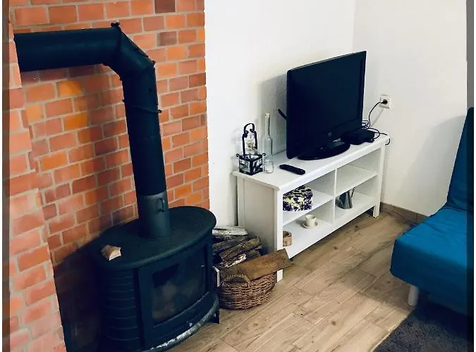 Borowe Chatki Nad Lubiszewem Jaktstuga